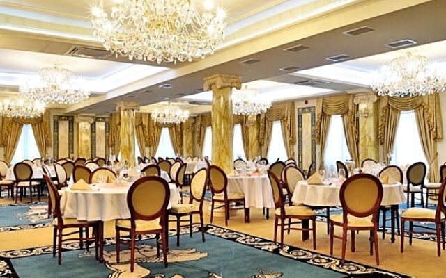 Hotel Koronny