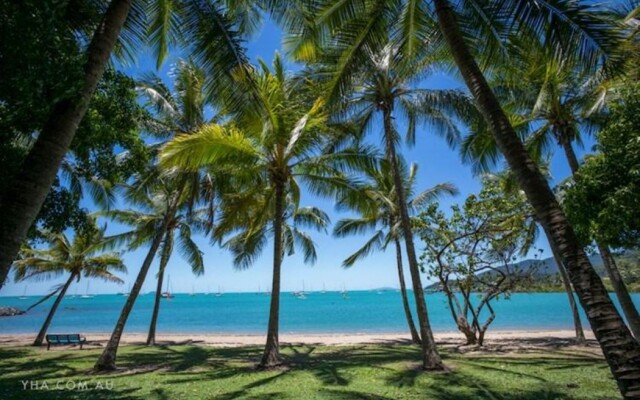 Airlie Beach YHA