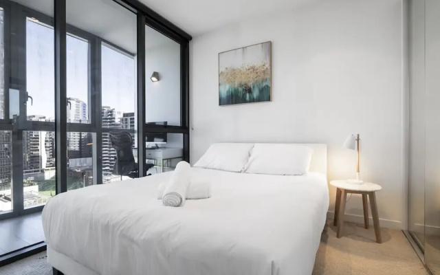 Bright South Yarra 1 Bed Flat Near Cafes & Shops – Guest Rooms – Melbourne