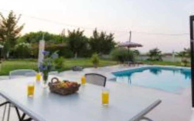 Villa Fivos With Private Pool by Lefkadastay