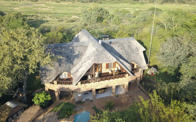 Kruger Riverside Lodge