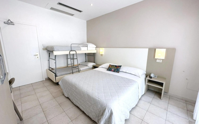 Aura Living Hotel