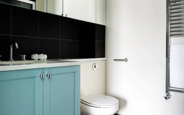 Stafford Terrace IV by Onefinestay