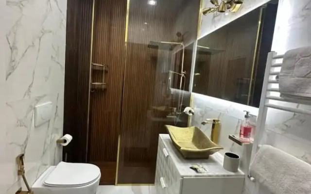 Luxury Central Cosy Villa