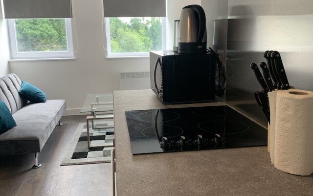 Top Floor - Serviced Apartments