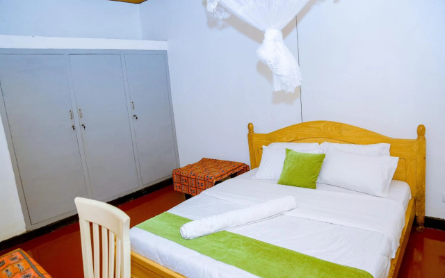 INZOZI AFRICA HOUSE B&B-Kicukiro
