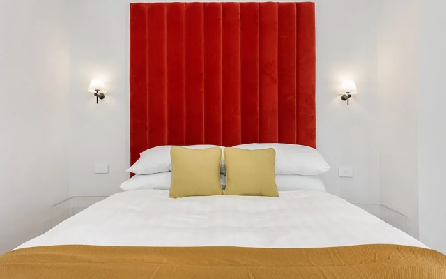 Incredible Balcony Duplex in the Heart of Fitzroy – Guest Rooms – Melbourne