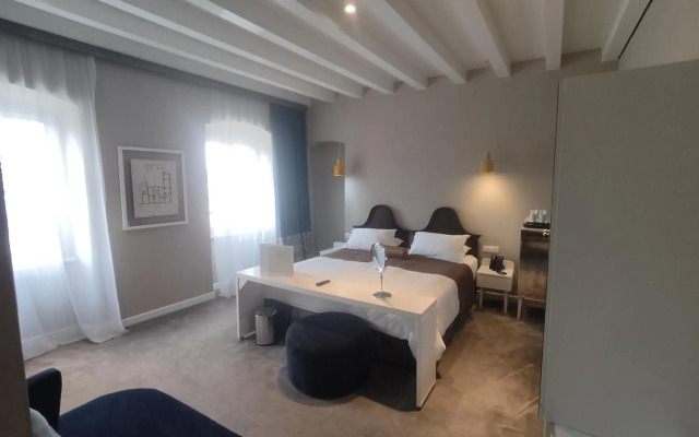 XII Century Heritage Hotel