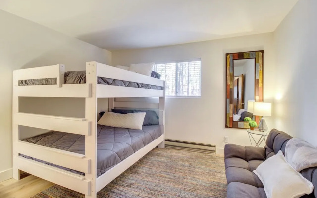 Near Hiking & Golfing: Pinetop Cabin w/ Deck