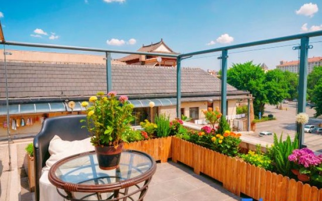 Yutong Courtyard | Private Hot Spring Courtyard · Serene Wenquan Homestay (Wenxing Building) – Outside – Baoshan