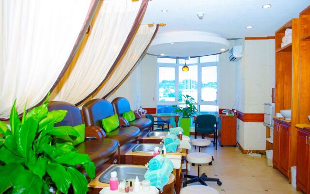 Accra Beach Hotel & Spa
