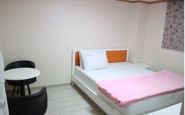 Avishong Motel