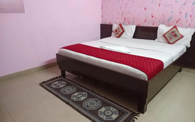 Airport Hotel Parikshit Palace