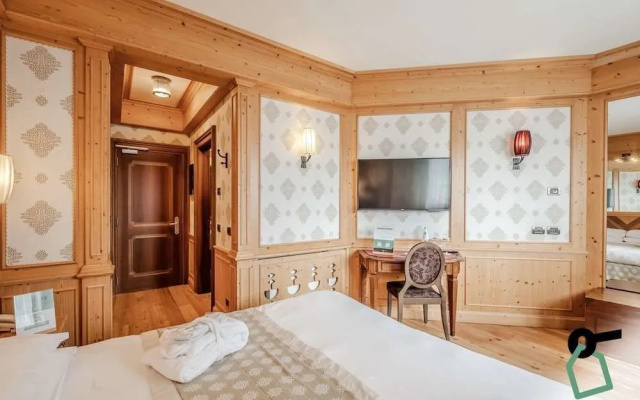HOTIDAY Room Collection - Campiglio Pradalago