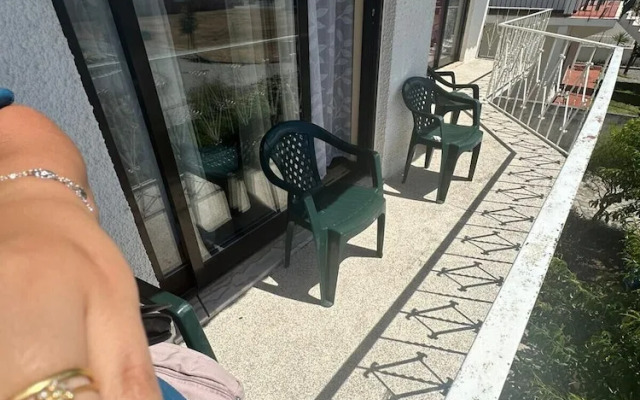 Esposende 3 Bedrooms Balcony Center Flat