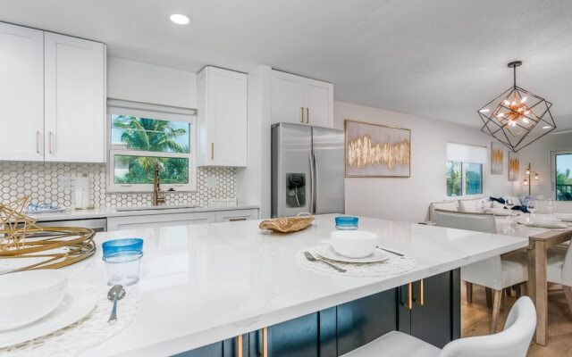 Beach Way With Ocean Views