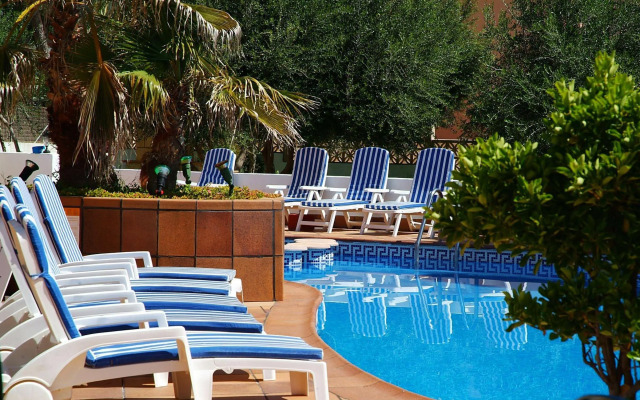 Hotel Clumba
