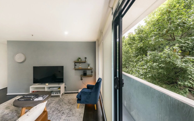 Rubi, 1BDR Melbourne Apartment