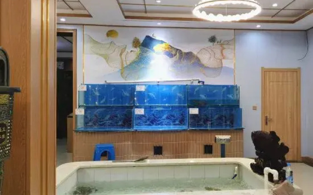 Jingpohu Tianyuange Restaurant