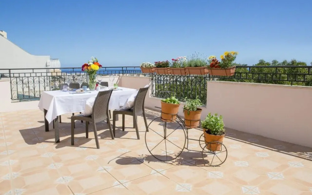 Tieqa Hamra Charming House