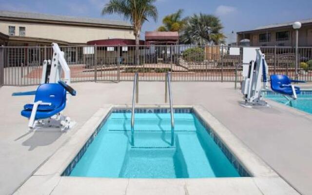 Knights Inn Pico Rivera