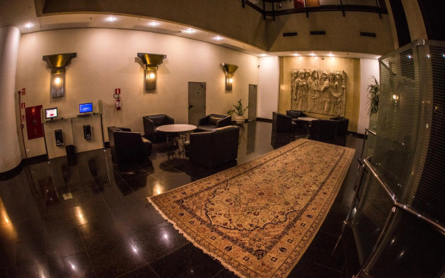 Apto Londrina Flat Hotel 1003, jacuzzi, 43 m2.