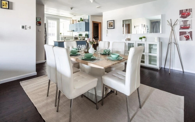 Unique & Contemporary 2BR in Dubai Marina!