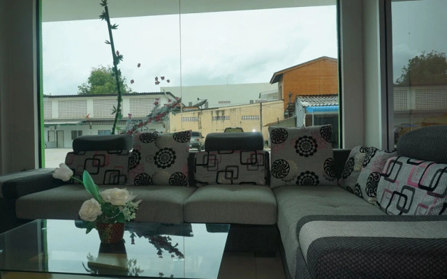 Satun Tanee Hotel