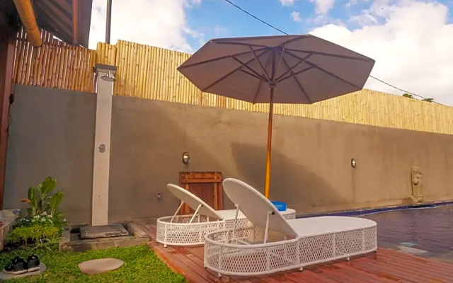 KJ Klumpu Wooden Style Guest House at Canggu