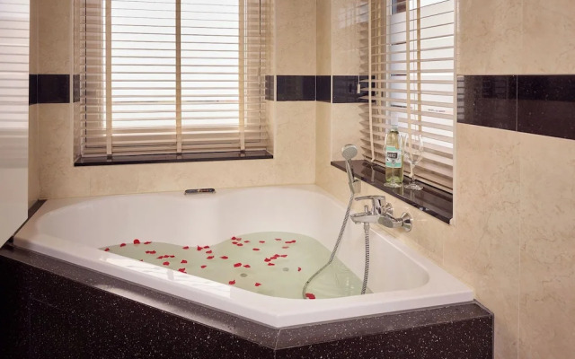 Van der Valk Hotel Wolvega - Heerenveen