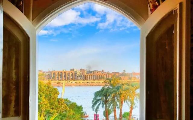 Nile Valley Hotel & Restaurant