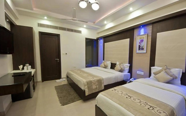 Hotel The Pearl - Newly Renovated in City Centre
