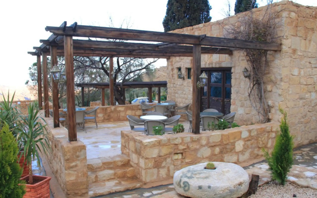 Hayat Zaman Hotel & Resort