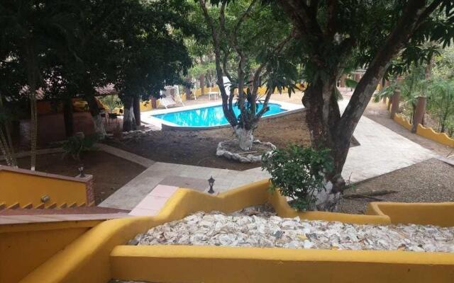 Hotel Las Cumbres & Water Park