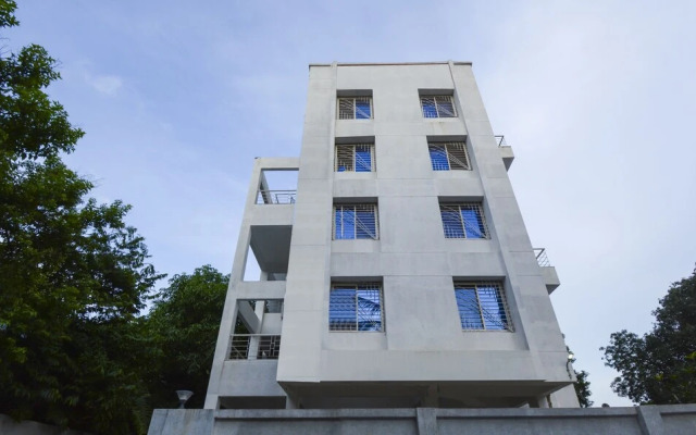 Treebo Trip White Castle