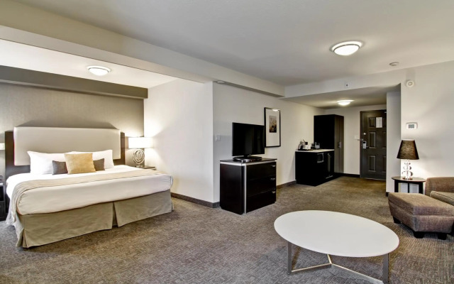 Coast Kamloops Hotel & Conference Centre