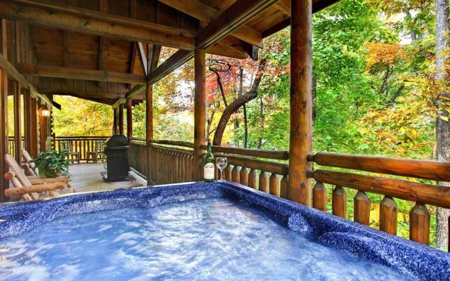 Whispering Winds 2 Bedrooms 2 Bathrooms Cabin