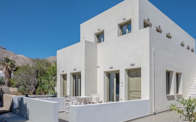 Apeiron Perissa by Apeiron Hotels