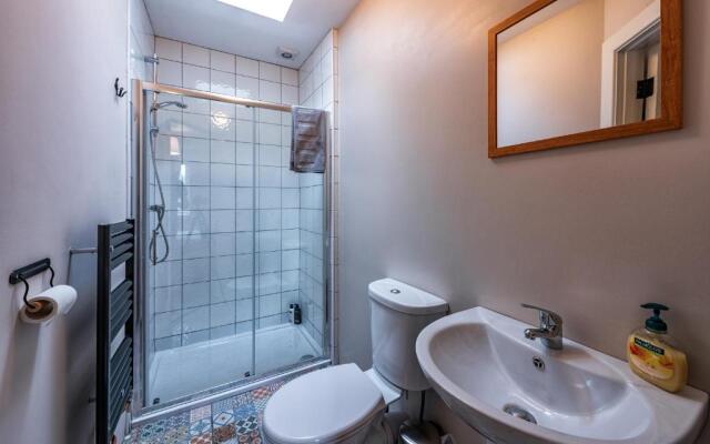 Cashelnagor Railway Station