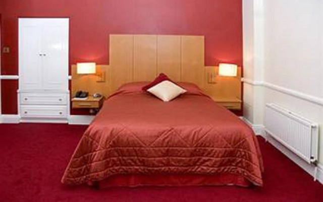 The Grand St Leger Hotel