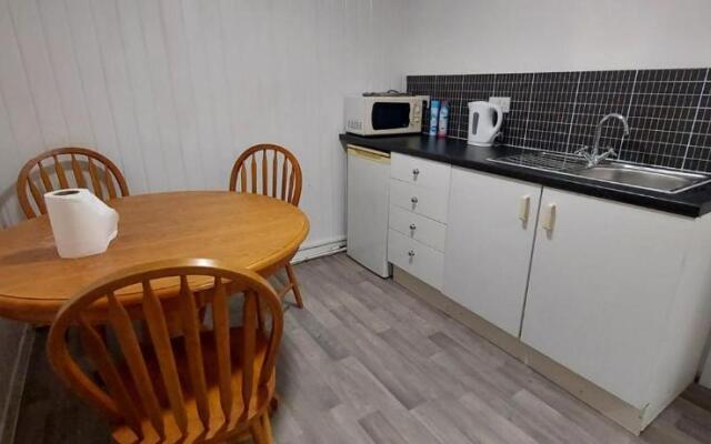 Lovely 3-bed Apartment in Parkgate Rotherham