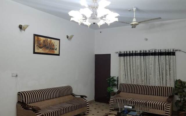 Hotel Executive Lodge