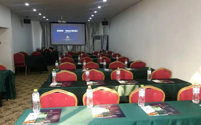 Yijie Holiday Hotel Taierzhuang Old Town