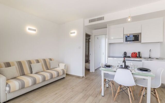 Capo Falcone Charming Apartment (STI261)