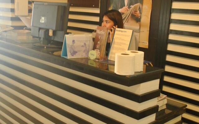 Marfru Cafe and Guest House