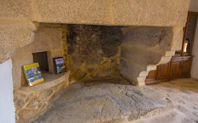 Monasterio y Pensión de Moraime