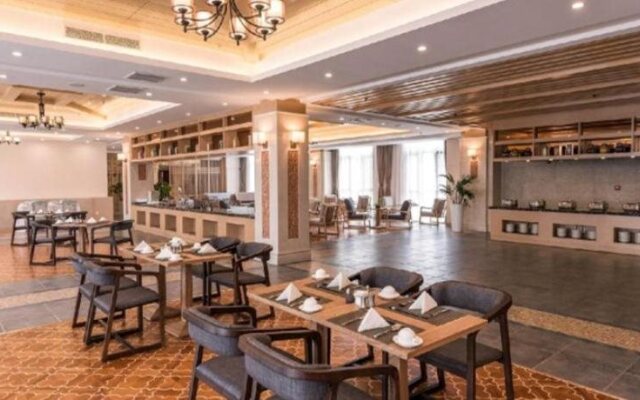 The Golden Beach No.1 Boutique Hotel