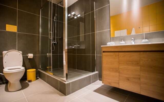 Eternal luxury suites