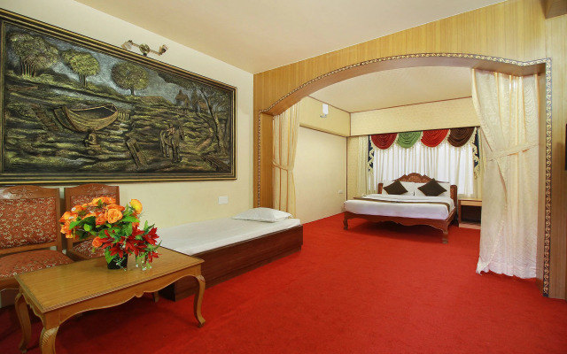 OYO 4427 Hotel Gaylord