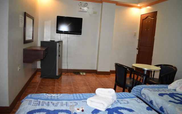 OYO 701 R-kings (former Tomobe Hotel And Restaurant)